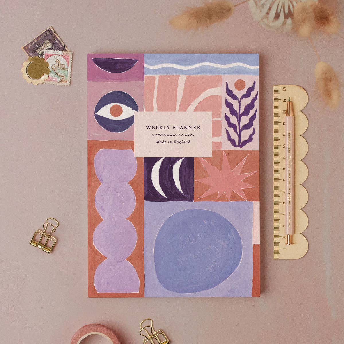 Studio Abstract Undated Weekly Planner